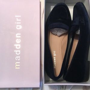 Velvet navy flats-size 9. New in box.